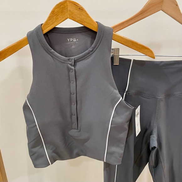 Abercrombie & Fitch YPB SculptLUX Set of Henley Tank + 7/8 Leggings - Gray S - Picture 6 of 9